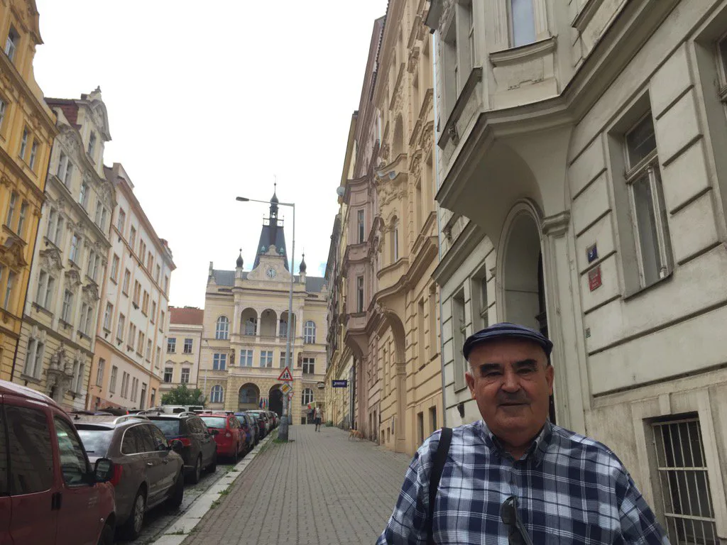 Risto Lazarov – Pesma