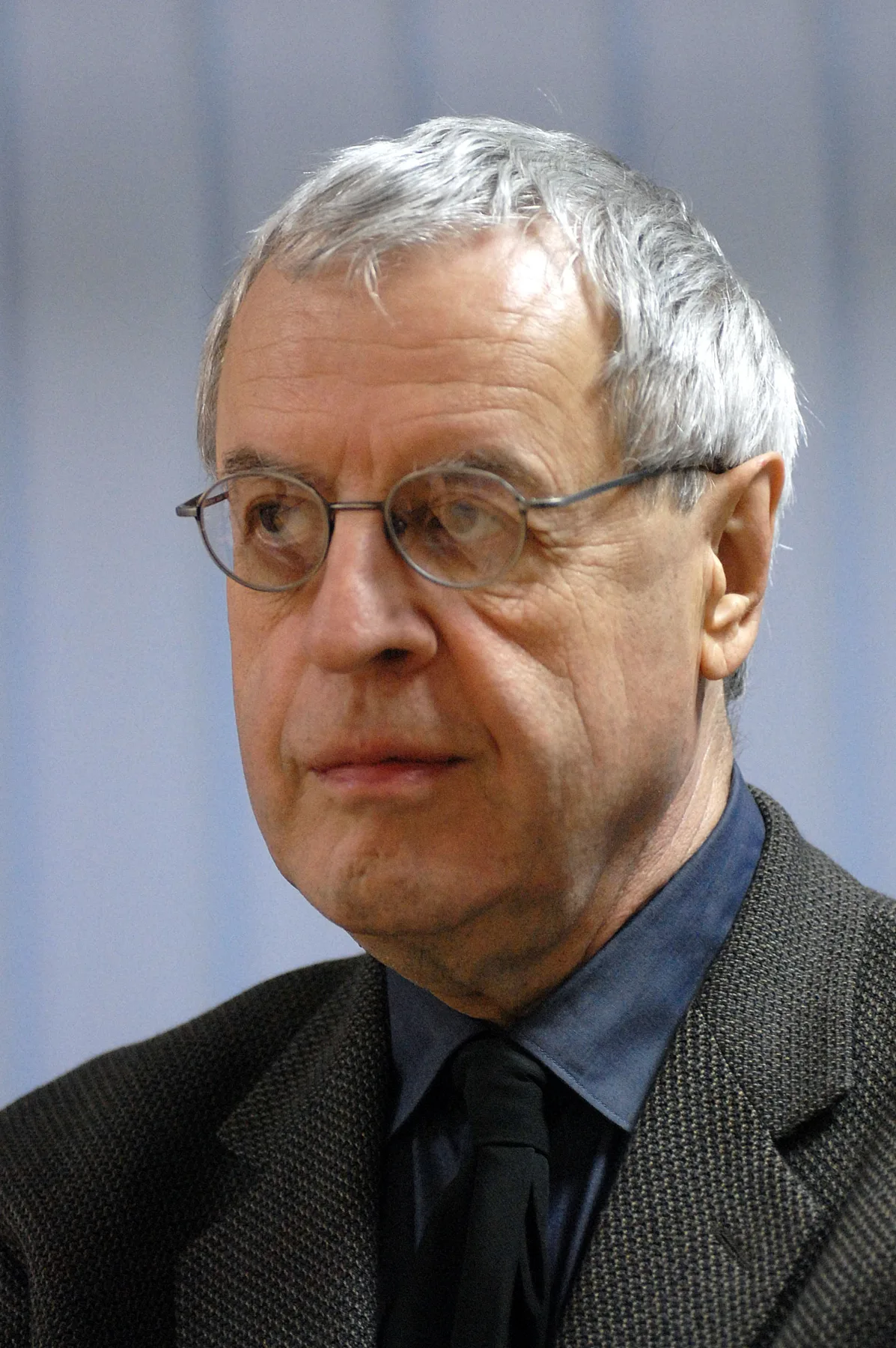 Čarls Simić – Pesma
