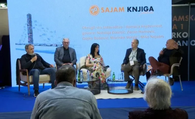 Ilustracija za tekst Gojko Božović na Okruglom stolu Izdavaštvo i domaća književnost na 20. Podgoričkom sajmu knjiga