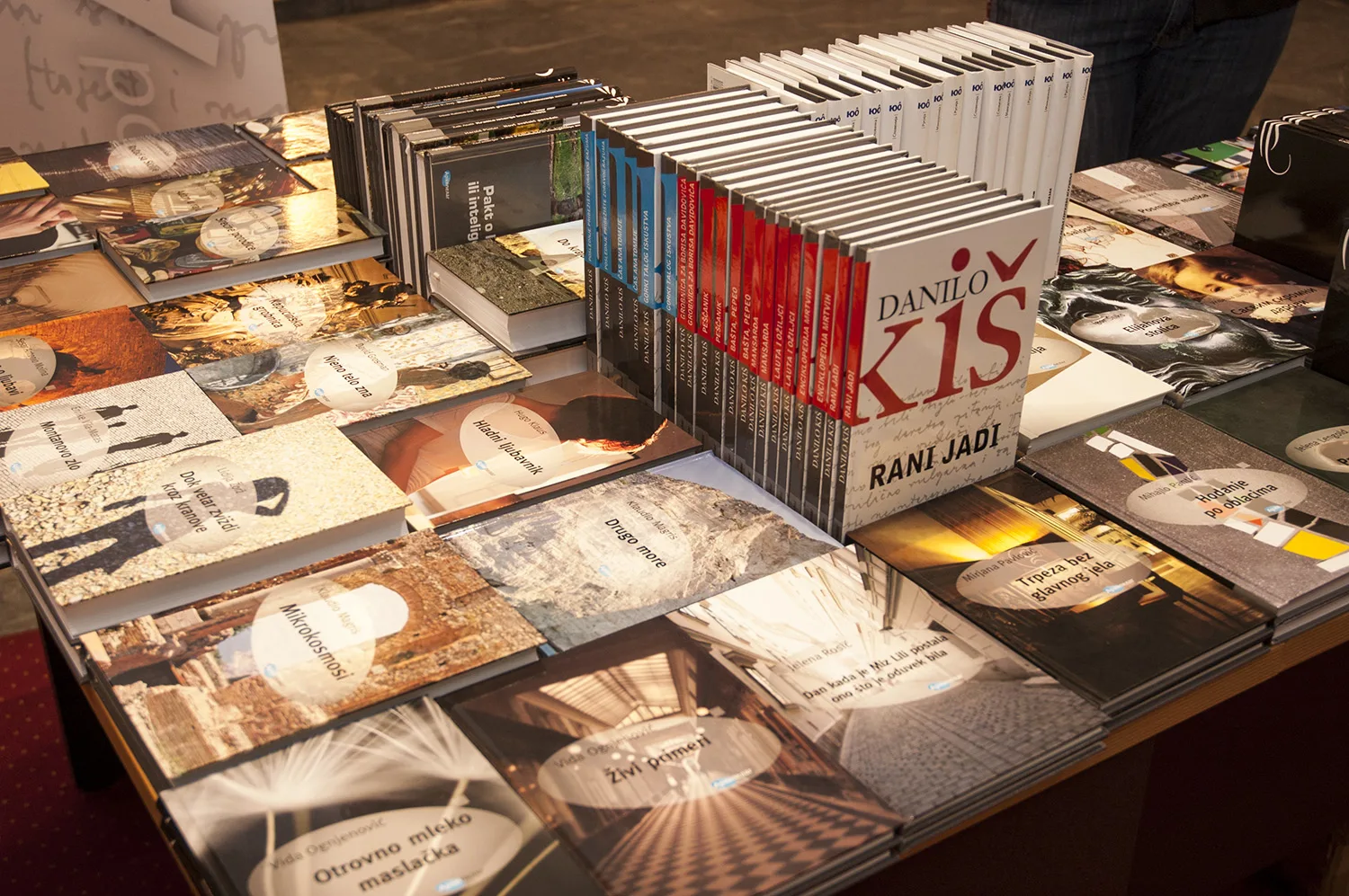 Ilustracija za tekst Dan pauze u POP-UP knjižari